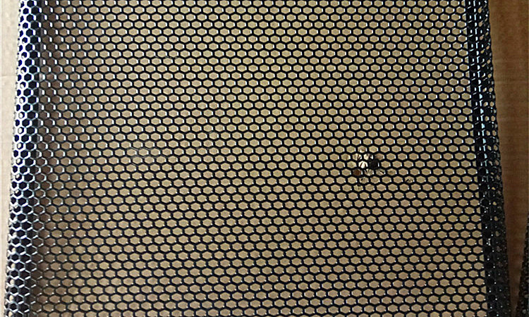 鐵板六角孔洞洞板產(chǎn)品展示